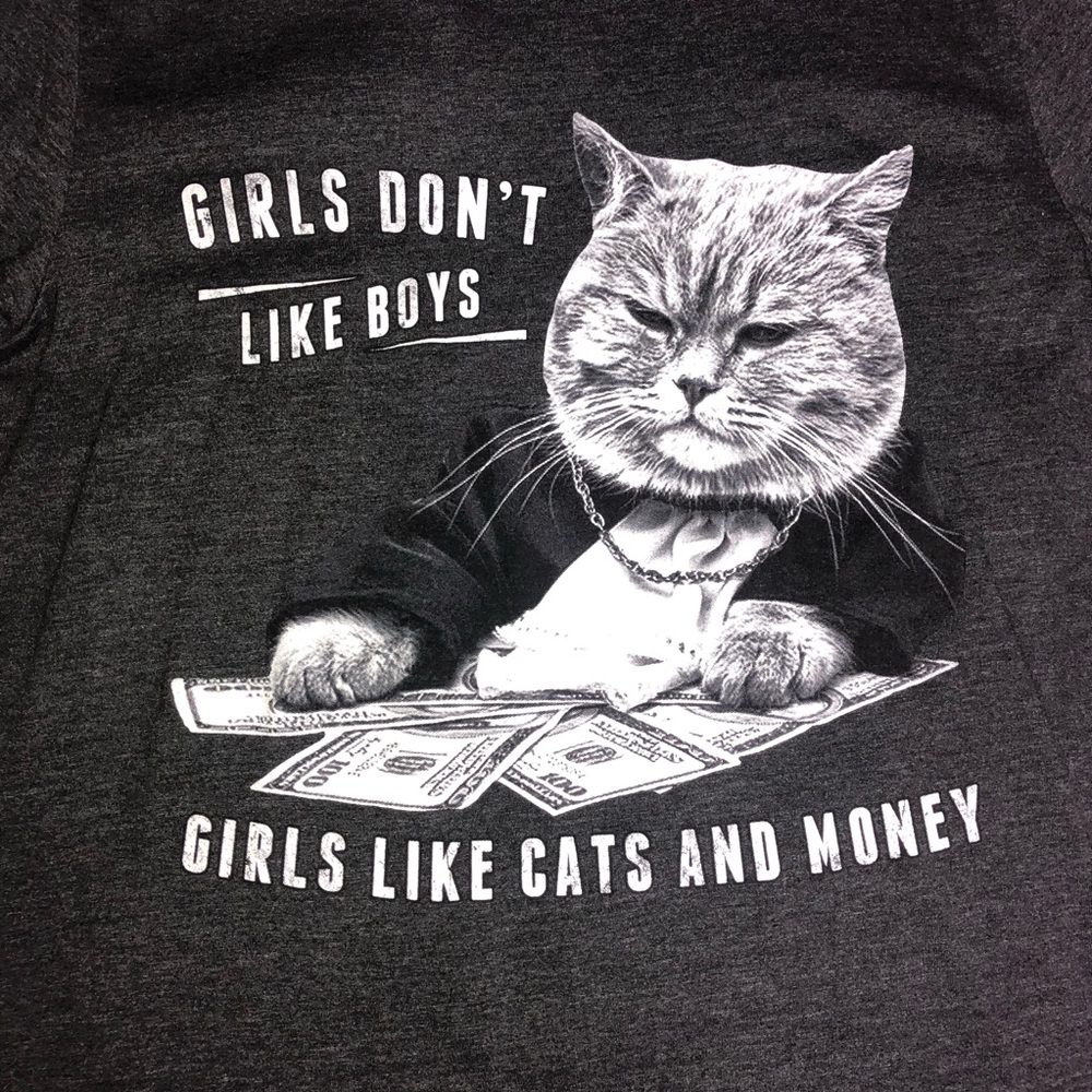 Cats and money T-shirt.